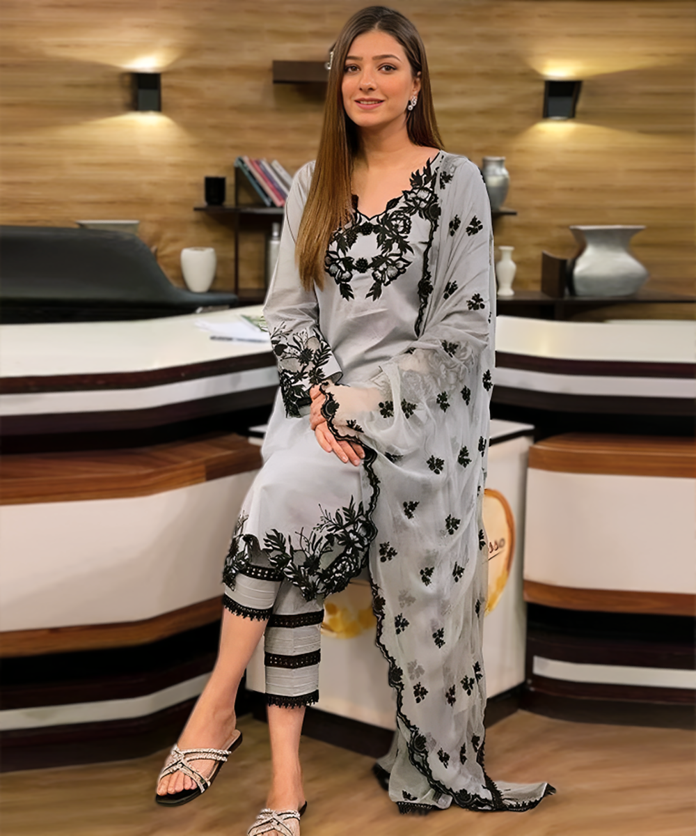 Linen Embroidered 3PC Suit with Bamber Chiffon Embroidered Dupatta-925