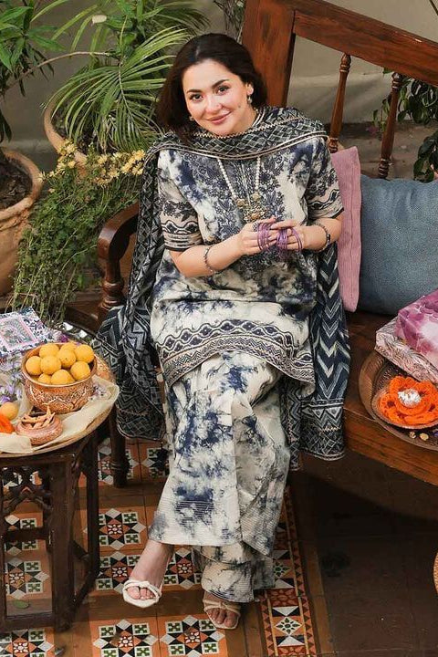 Sapphire β 3Pc Embroidered Lawn Suit