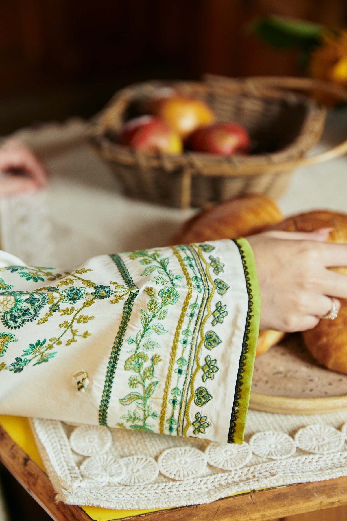 Zara Shahjahan - 3PC EMBROIDERED LAWN SHIRT AND LAWN DUPPATA WITH TROUSER