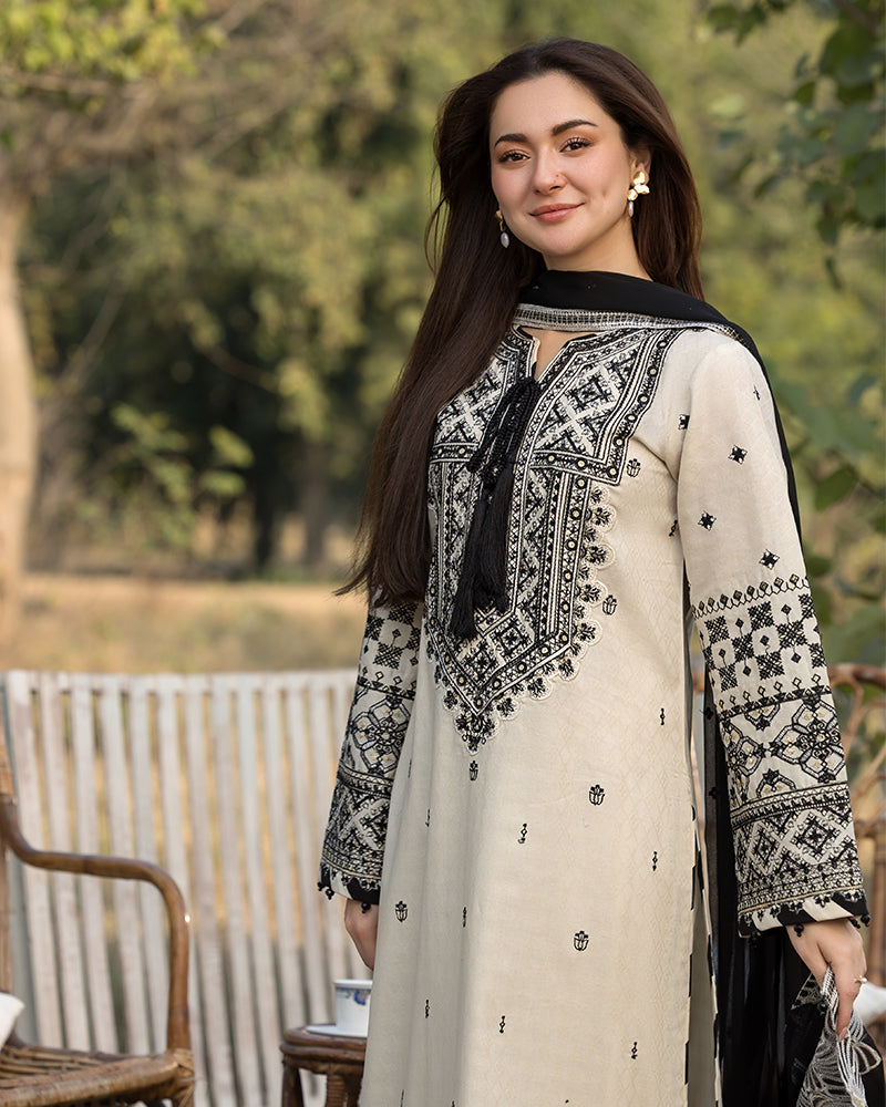 Qalamkar - 3PC embroidered Lawn Shirt And Printed Dupatta With Trouser