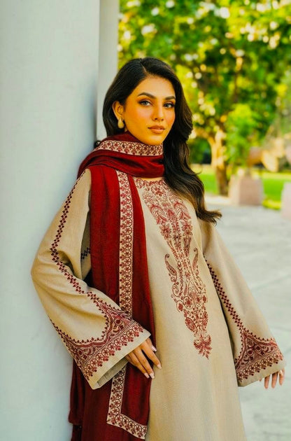 DHANAK EMBROIDERED 3PC SUIT WITH EMBROIDERED DUPATTA – 2016